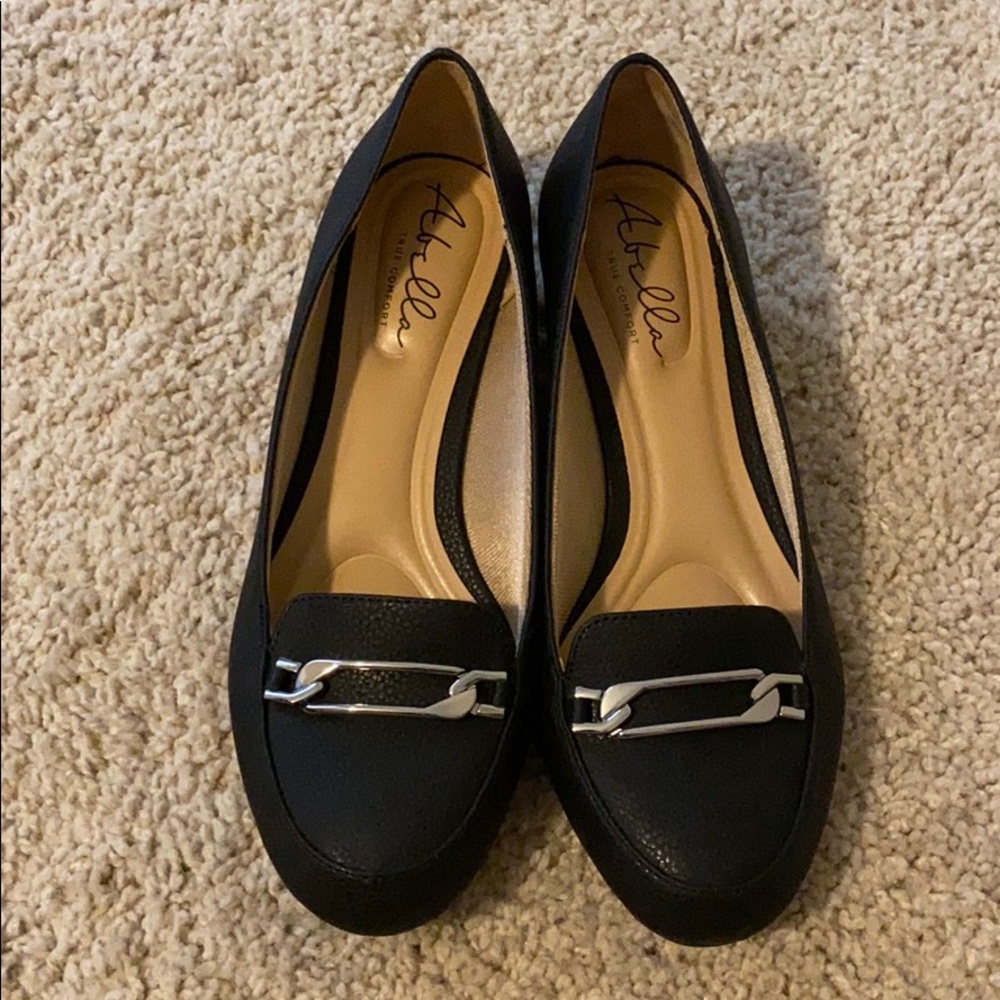 Abella Loafers